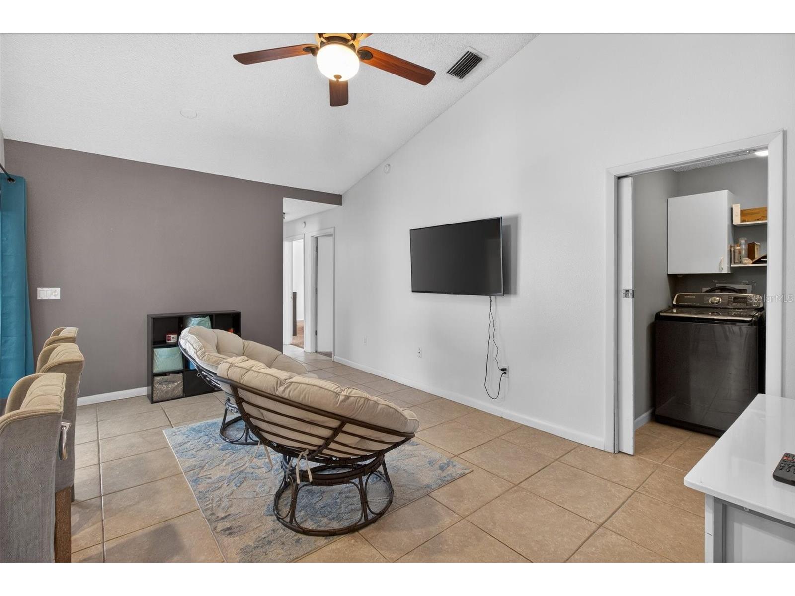 4644 Hamlets Grove Drive Sarasota FL 34235 A4686910 image24
