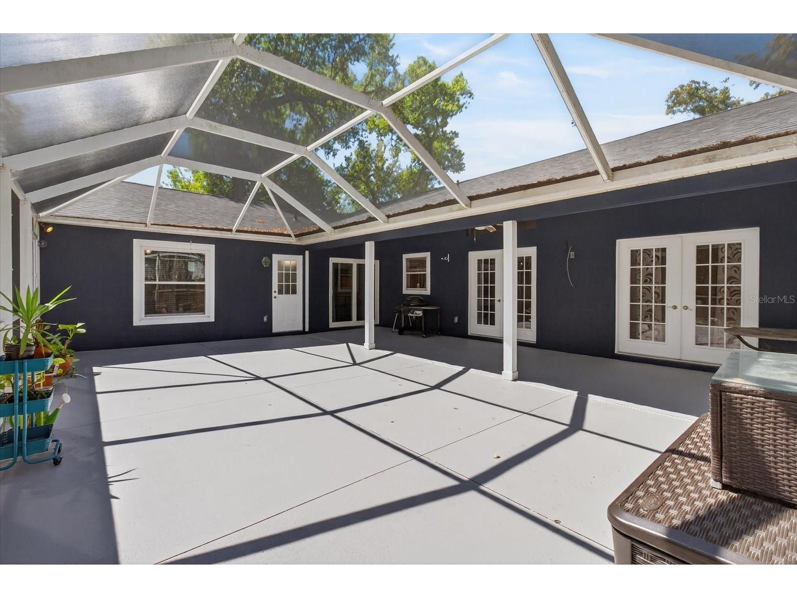 4644 Hamlets Grove Drive Sarasota FL 34235 A4686910 image40