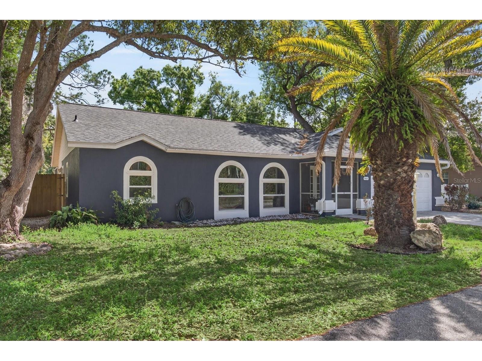 4644 Hamlets Grove Drive Sarasota FL 34235 A4686910 image5