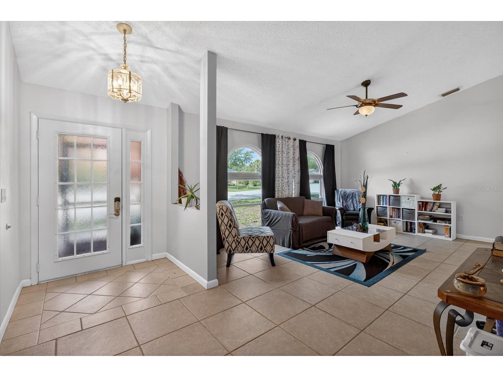 4644 Hamlets Grove Drive Sarasota FL 34235 A4686910 image8