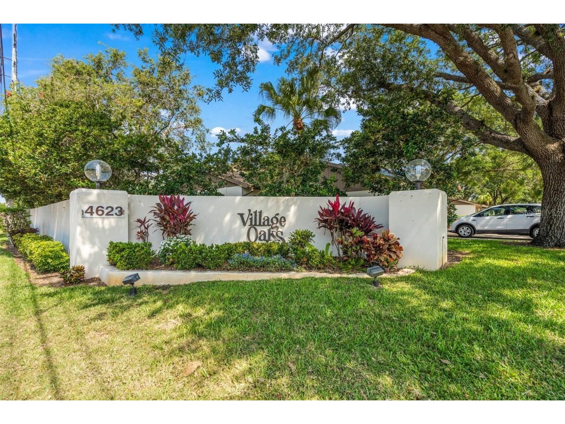 4644 Oak Hill Place #18 Sarasota FL 34232 A4569998 image1
