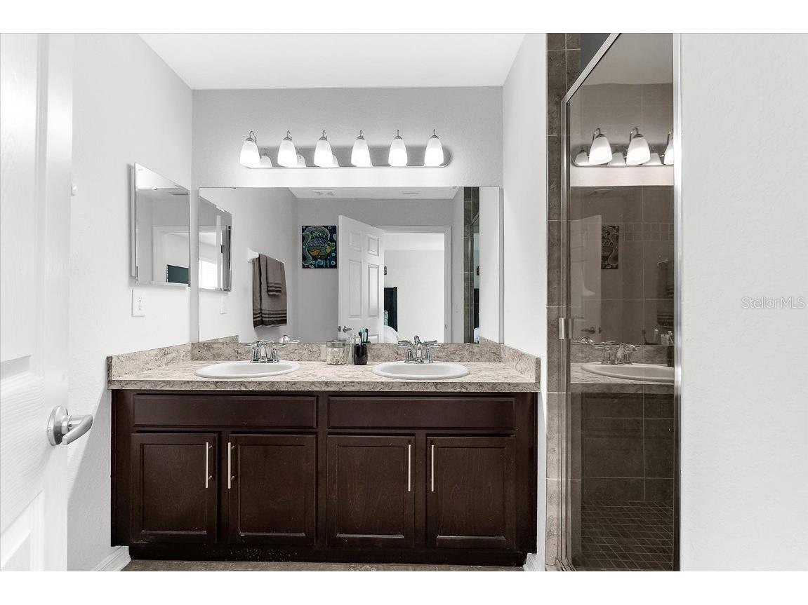 4644 Vignette Way Sarasota FL 34240 A4655242 image29