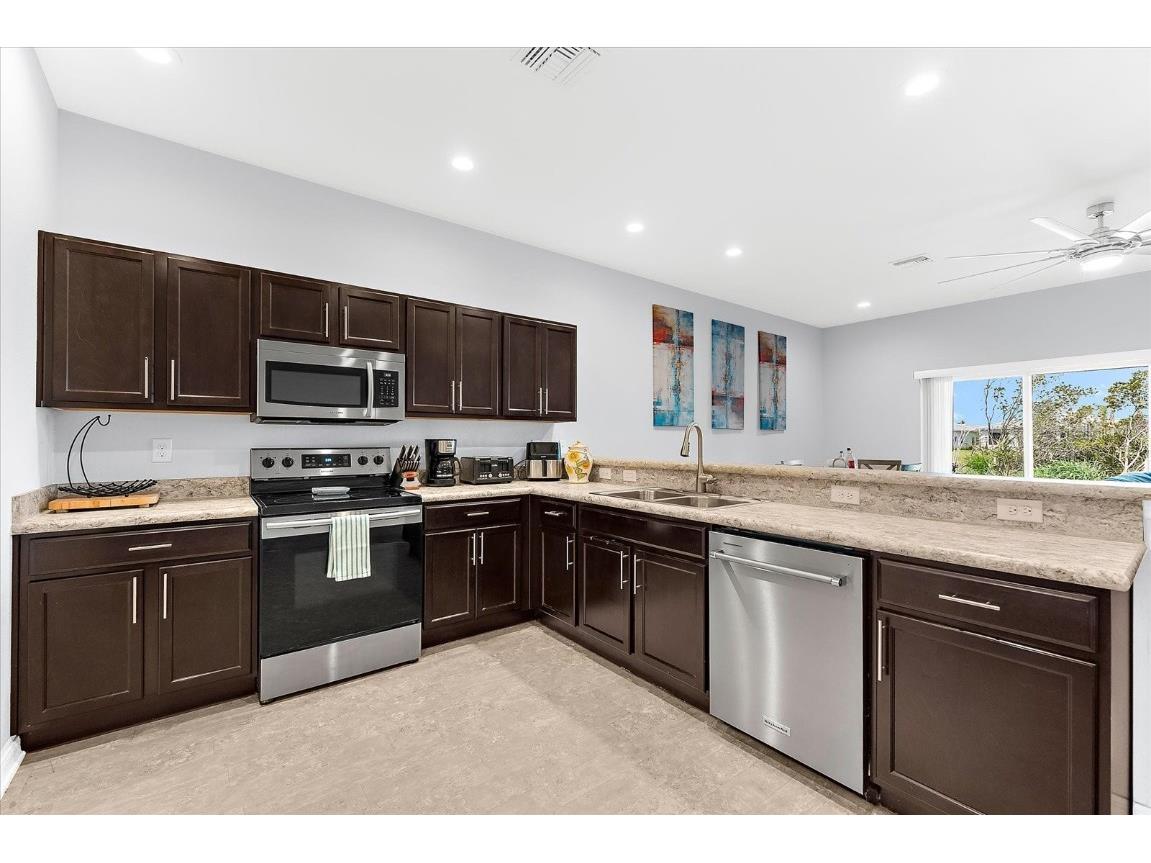 4644 Vignette Way Sarasota FL 34240 A4655242 image9