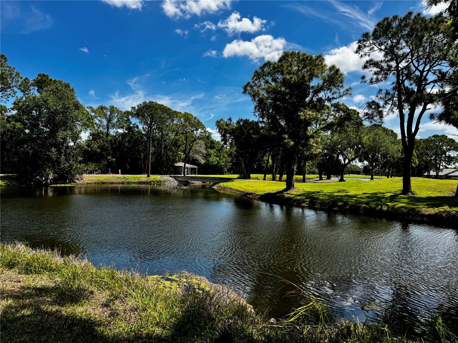 4644 Weybridge #10 Sarasota FL 34235 A4689859 image1
