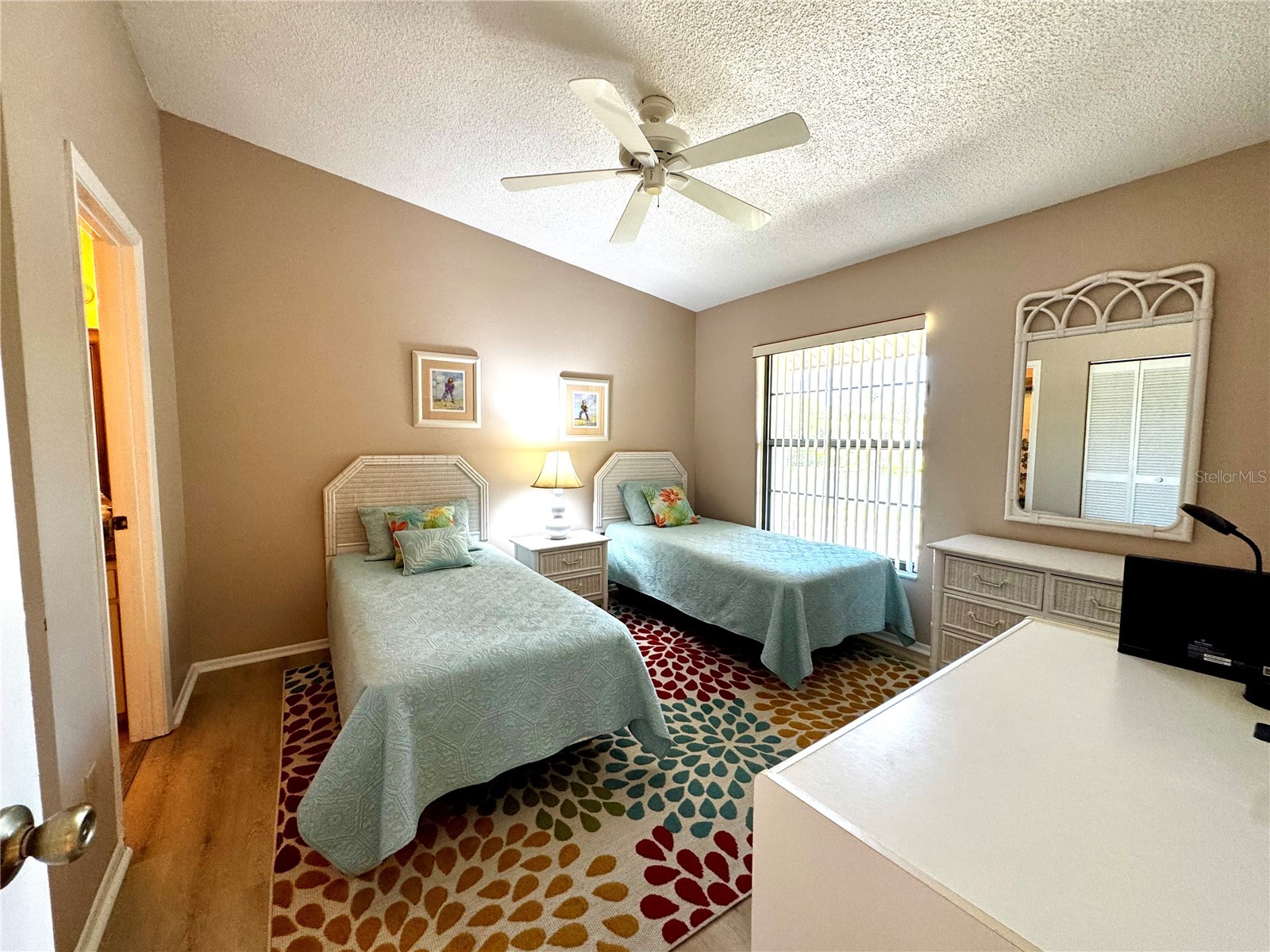 4644 Weybridge #10 Sarasota FL 34235 A4689859 image20