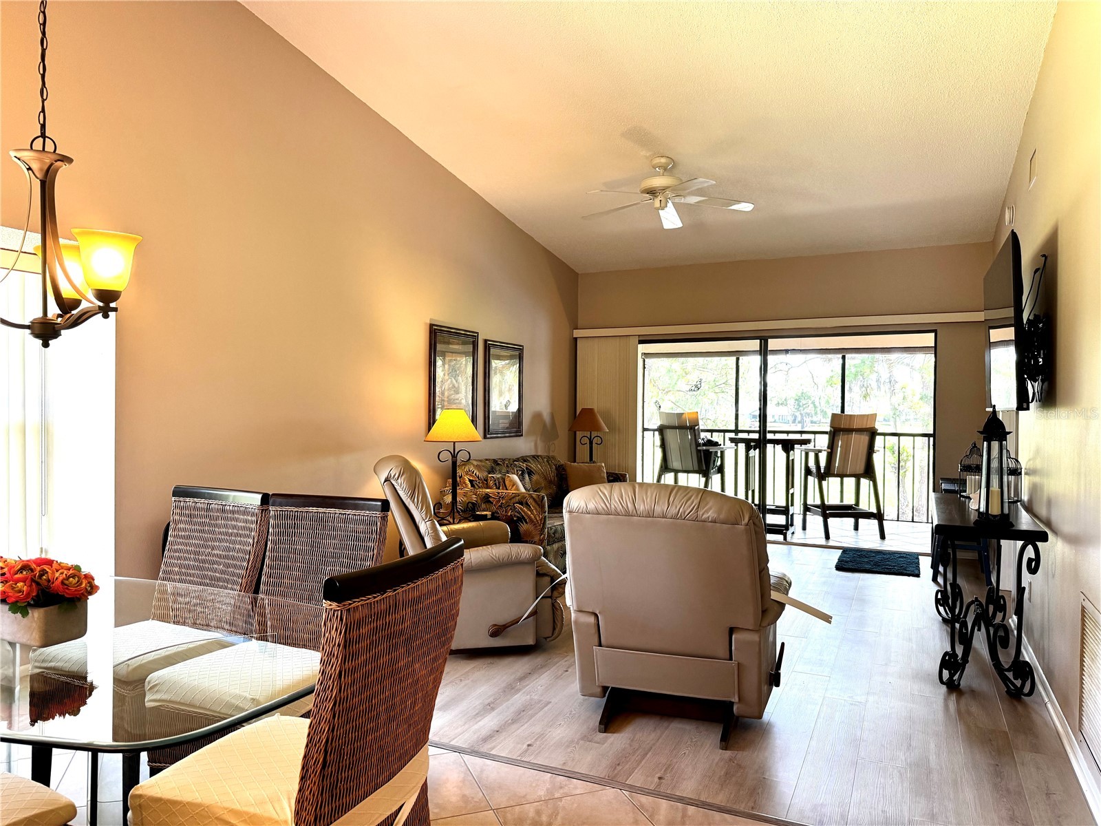 4644 Weybridge #10 Sarasota FL 34235 A4689859 image7