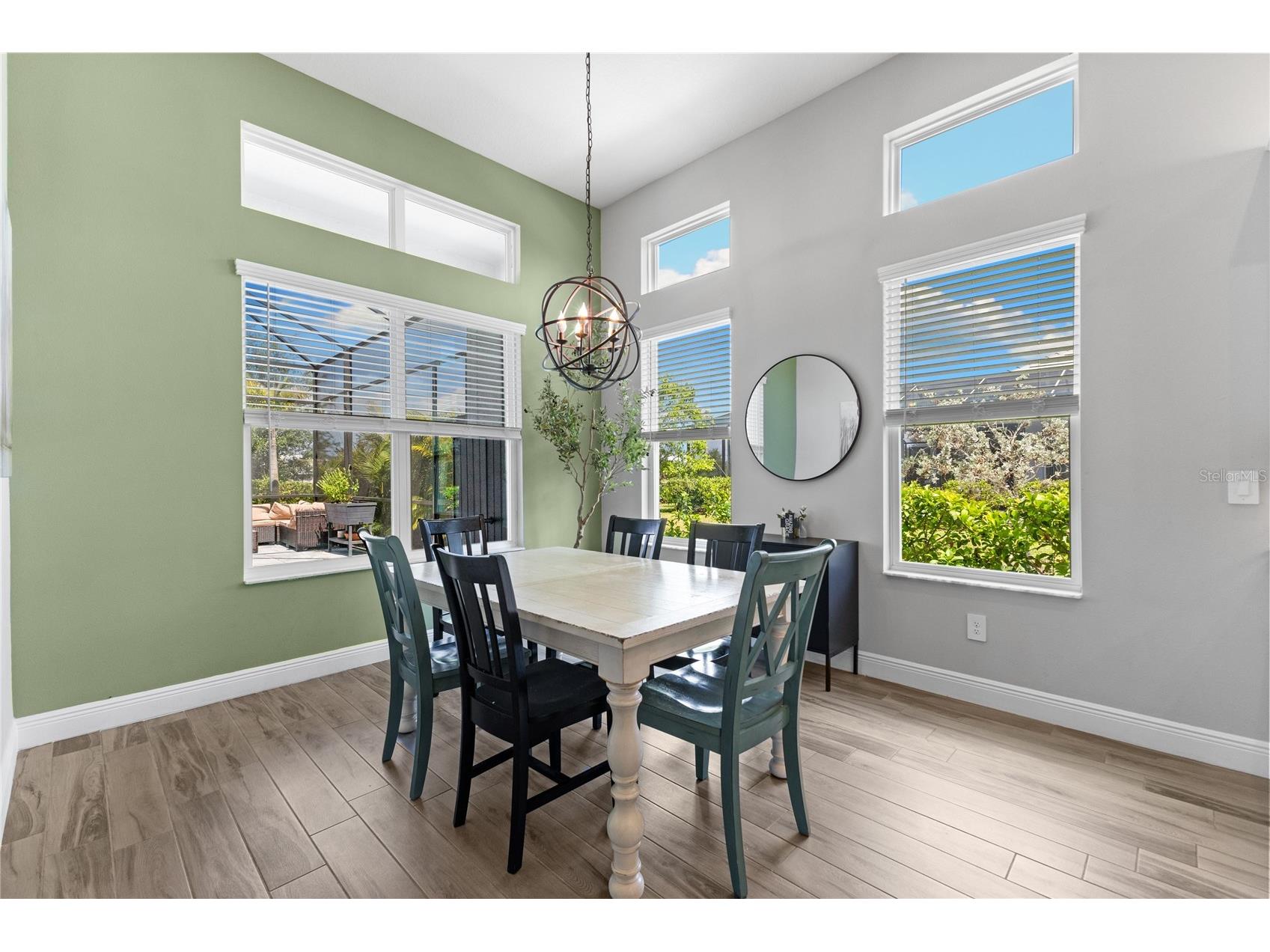 4645 Antrim Drive Sarasota FL 34240 A4694391 image12
