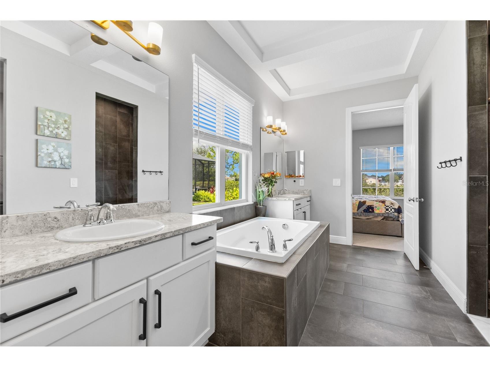 4645 Antrim Drive Sarasota FL 34240 A4694391 image16