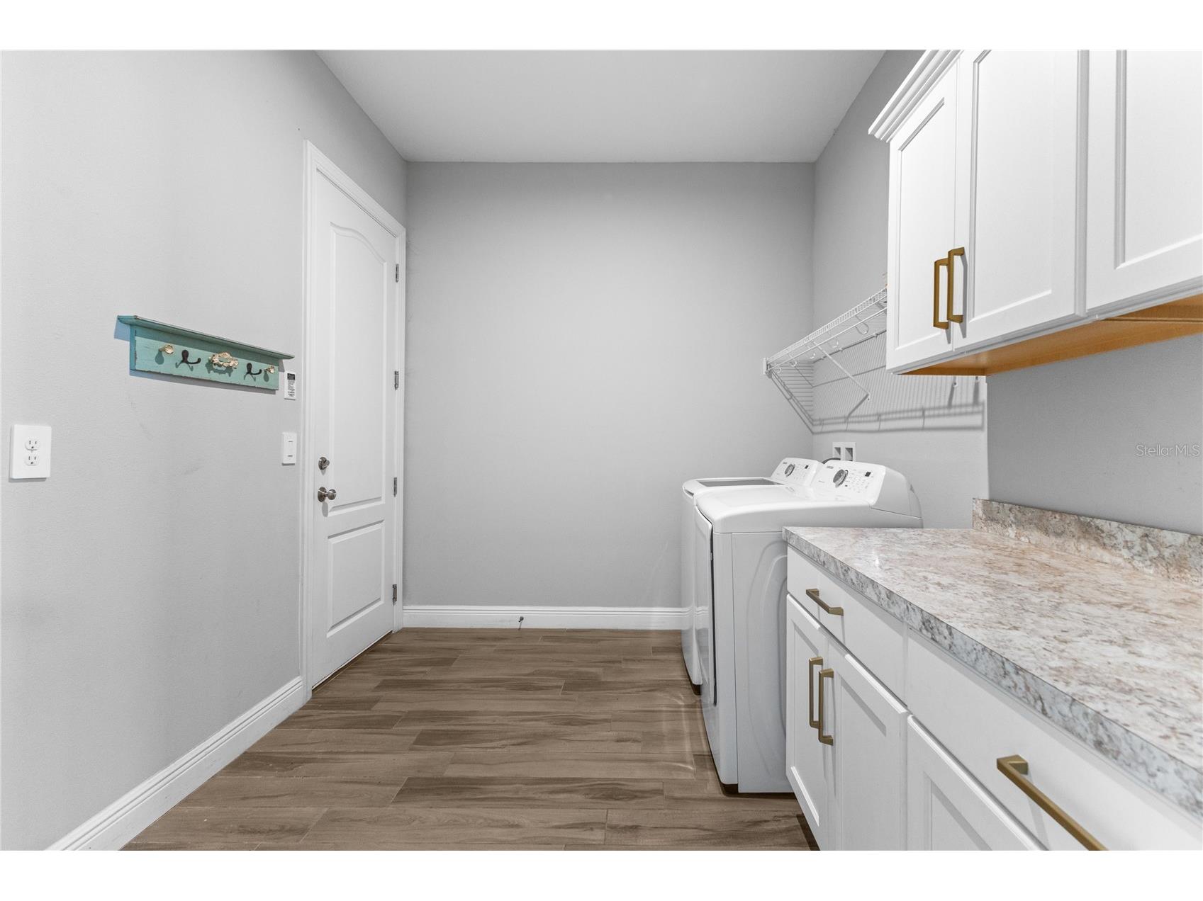 4645 Antrim Drive Sarasota FL 34240 A4694391 image24