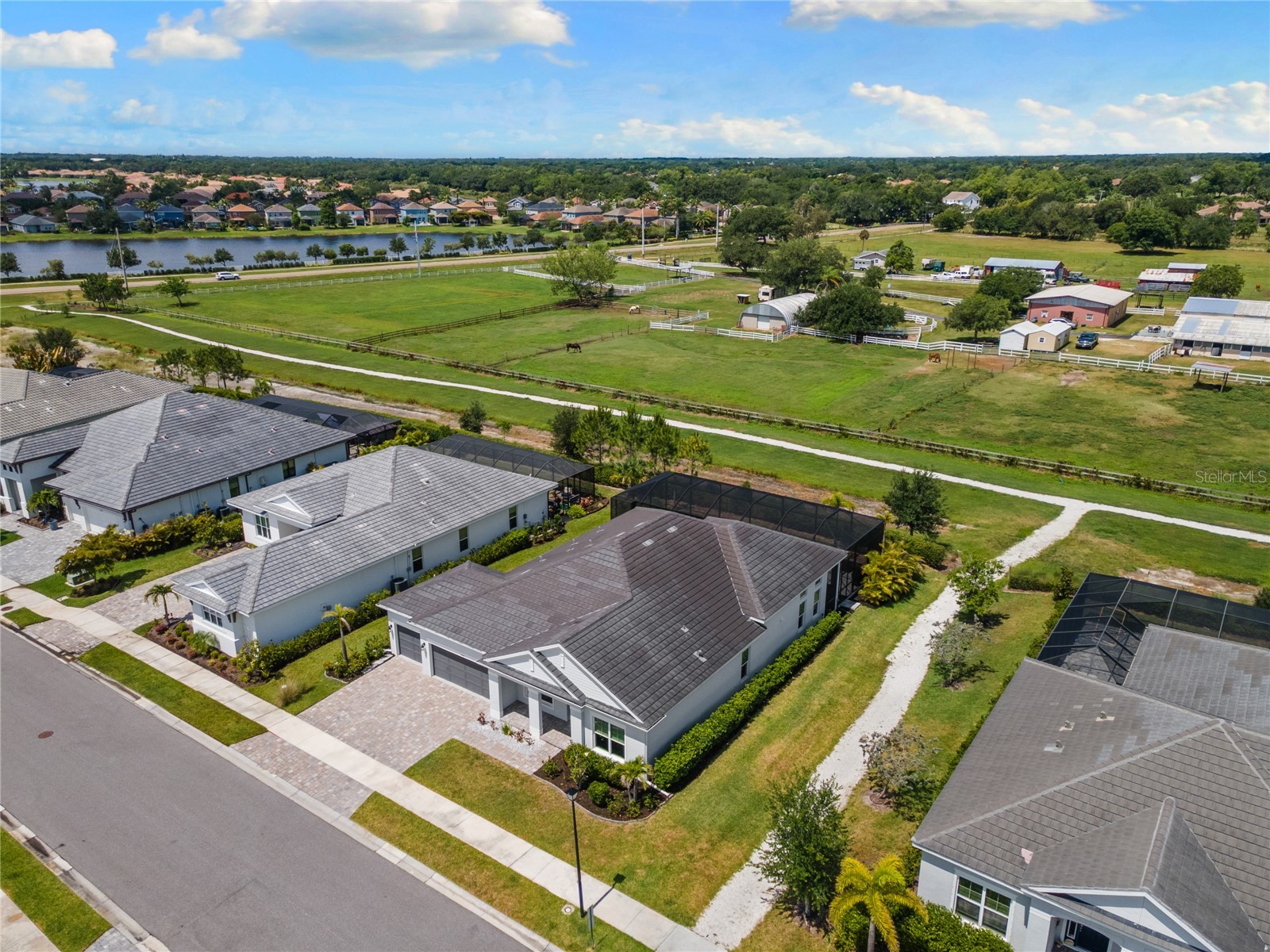 4645 Antrim Drive Sarasota FL 34240 A4694391 image31