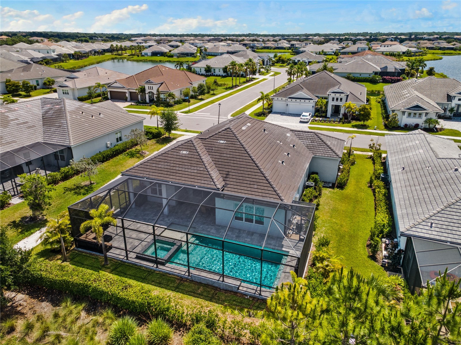 4645 Antrim Drive Sarasota FL 34240 A4694391 image32