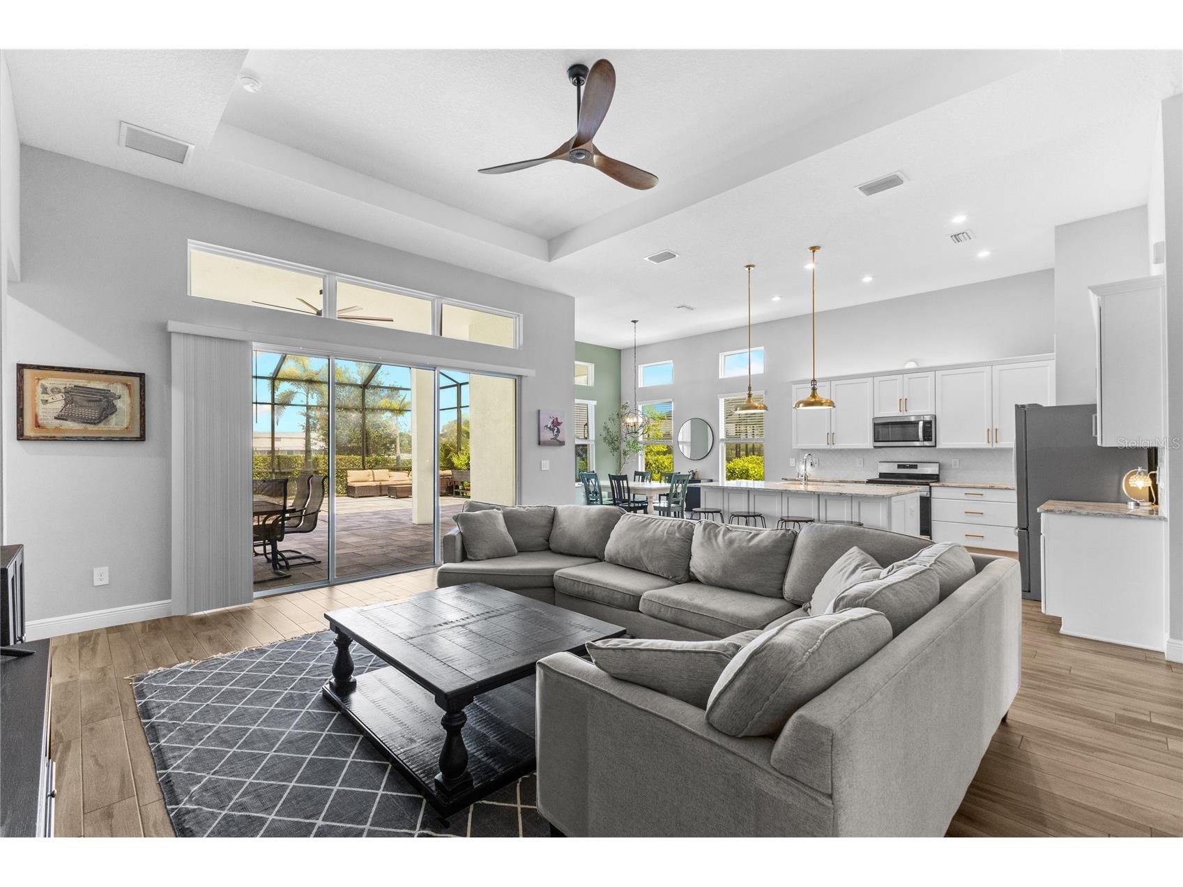 4645 Antrim Drive Sarasota FL 34240 A4694391 image9