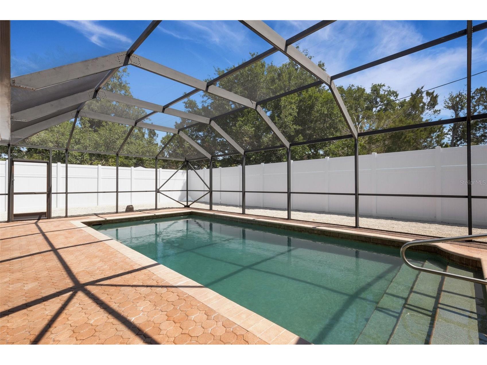 4645 Hunter Ridge Drive Sarasota FL 34233 A4693461 image55
