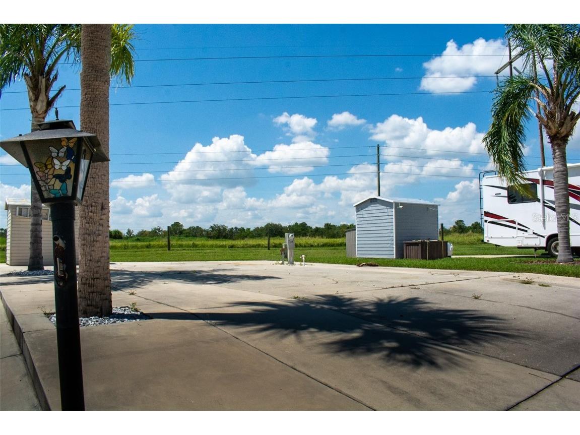 4645 W Palm Drive Bowling Green FL 33834 O6142208 image1