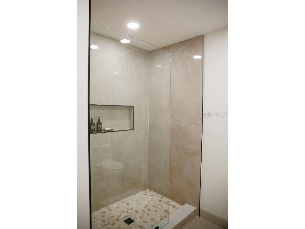 4646 Gleason Avenue Sarasota FL 34242 A4677470 image19