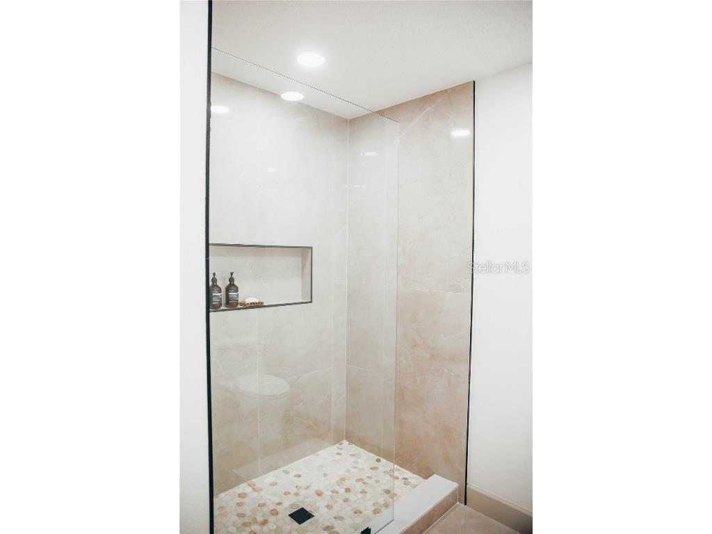 4646 Gleason Avenue Sarasota FL 34242 A4677470 image54