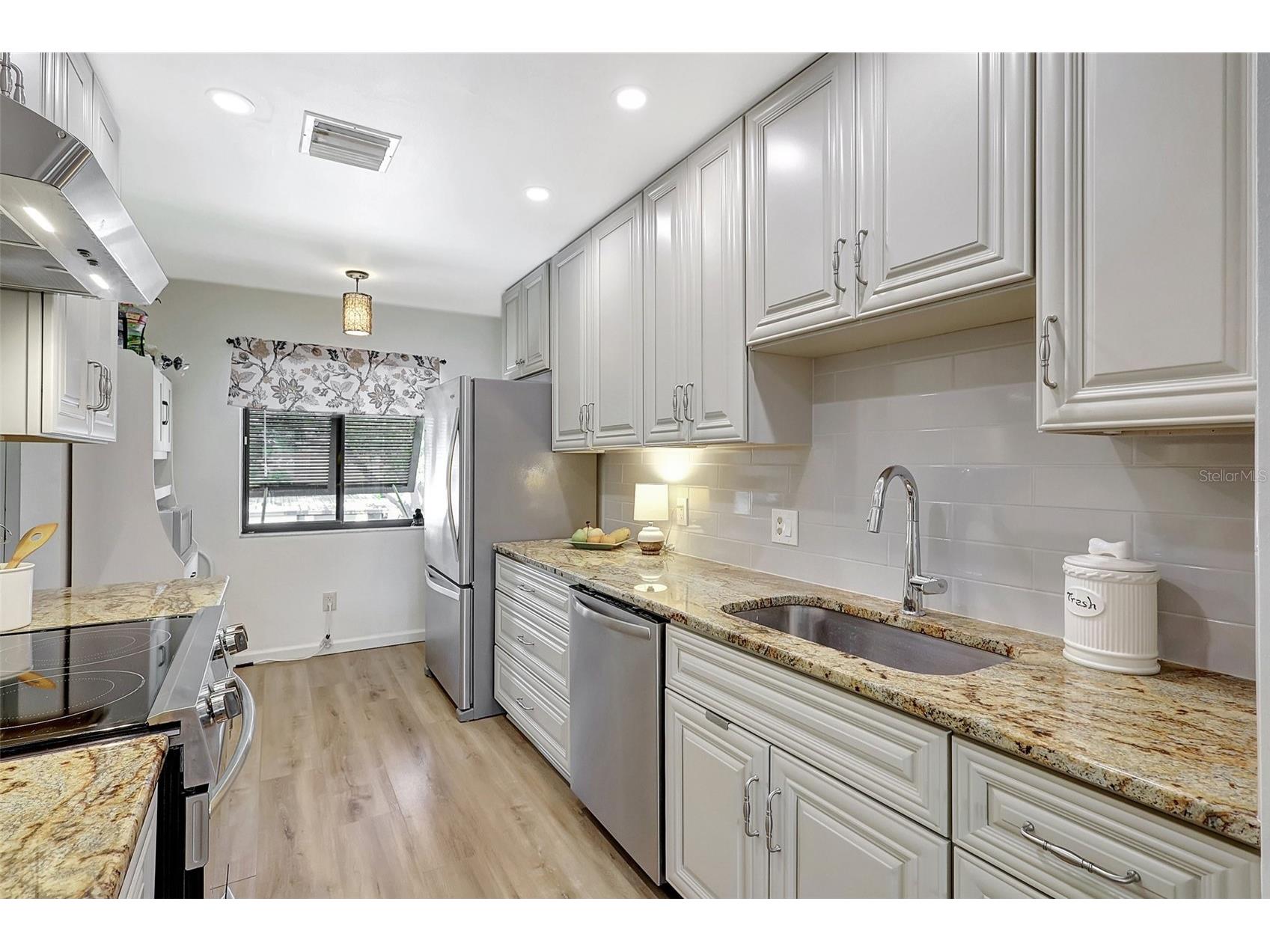 4646 Longwater Chase #98 Sarasota FL 34235 N6142292 image21
