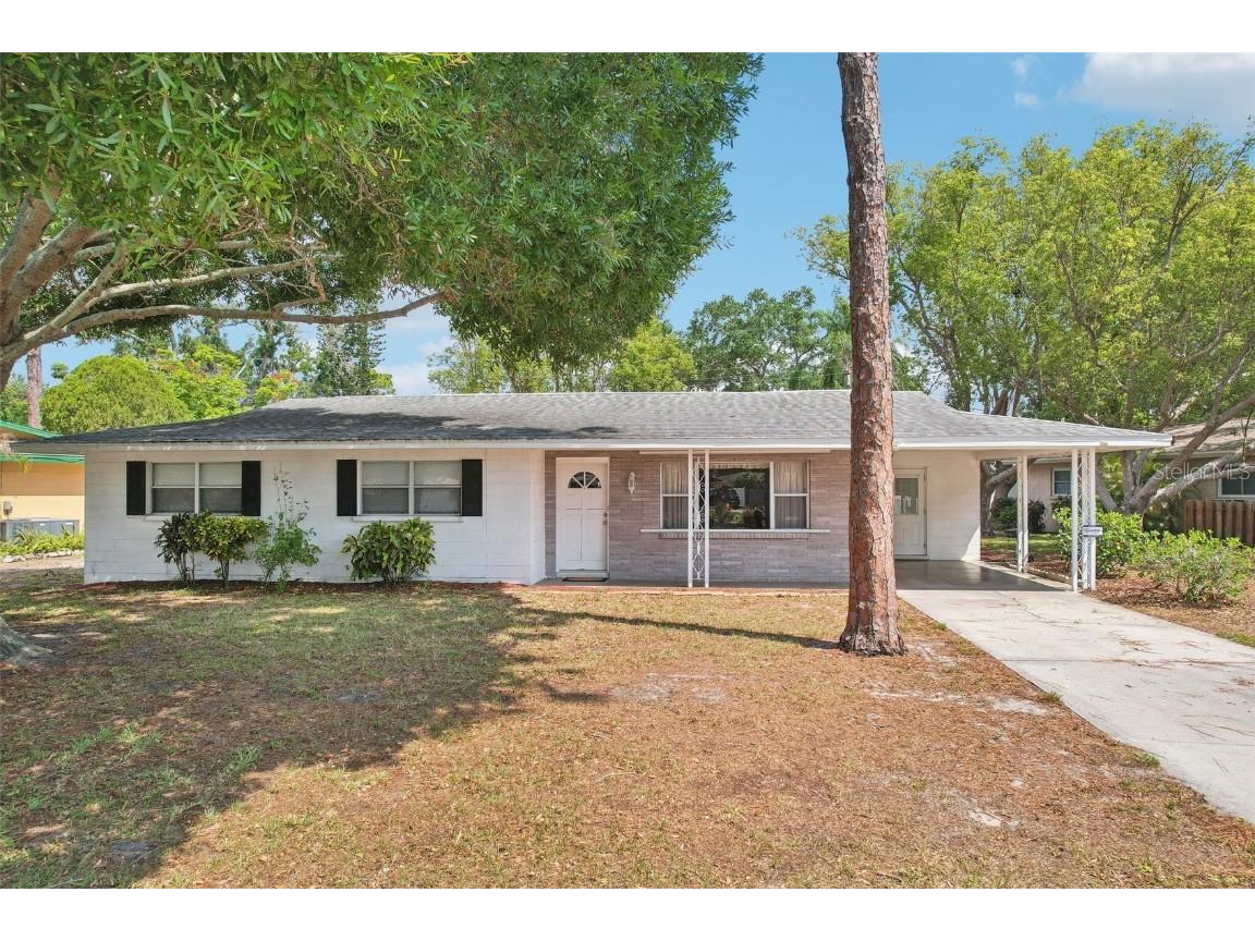 4646 Maceachen Boulevard Sarasota FL 34233 A4611550 image1