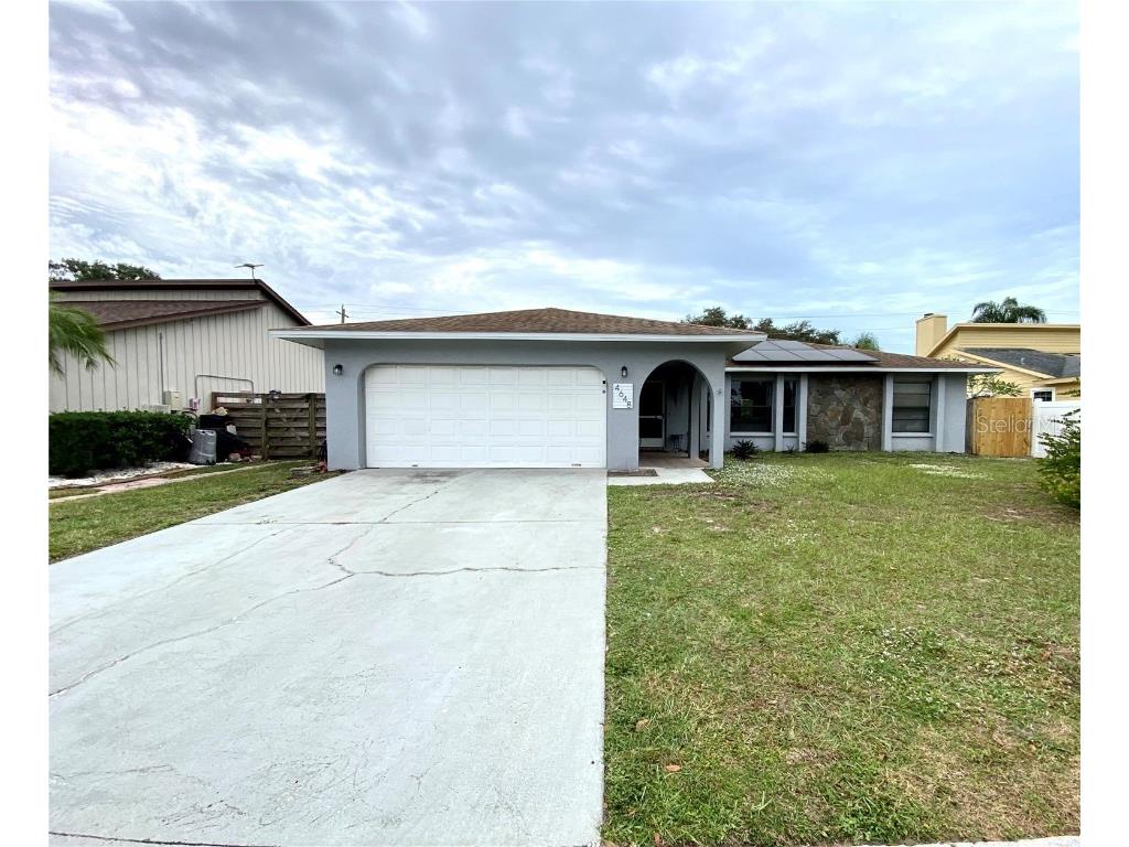 4648 Glenbrooke Terrace Sarasota FL 34243 A4590448 image1