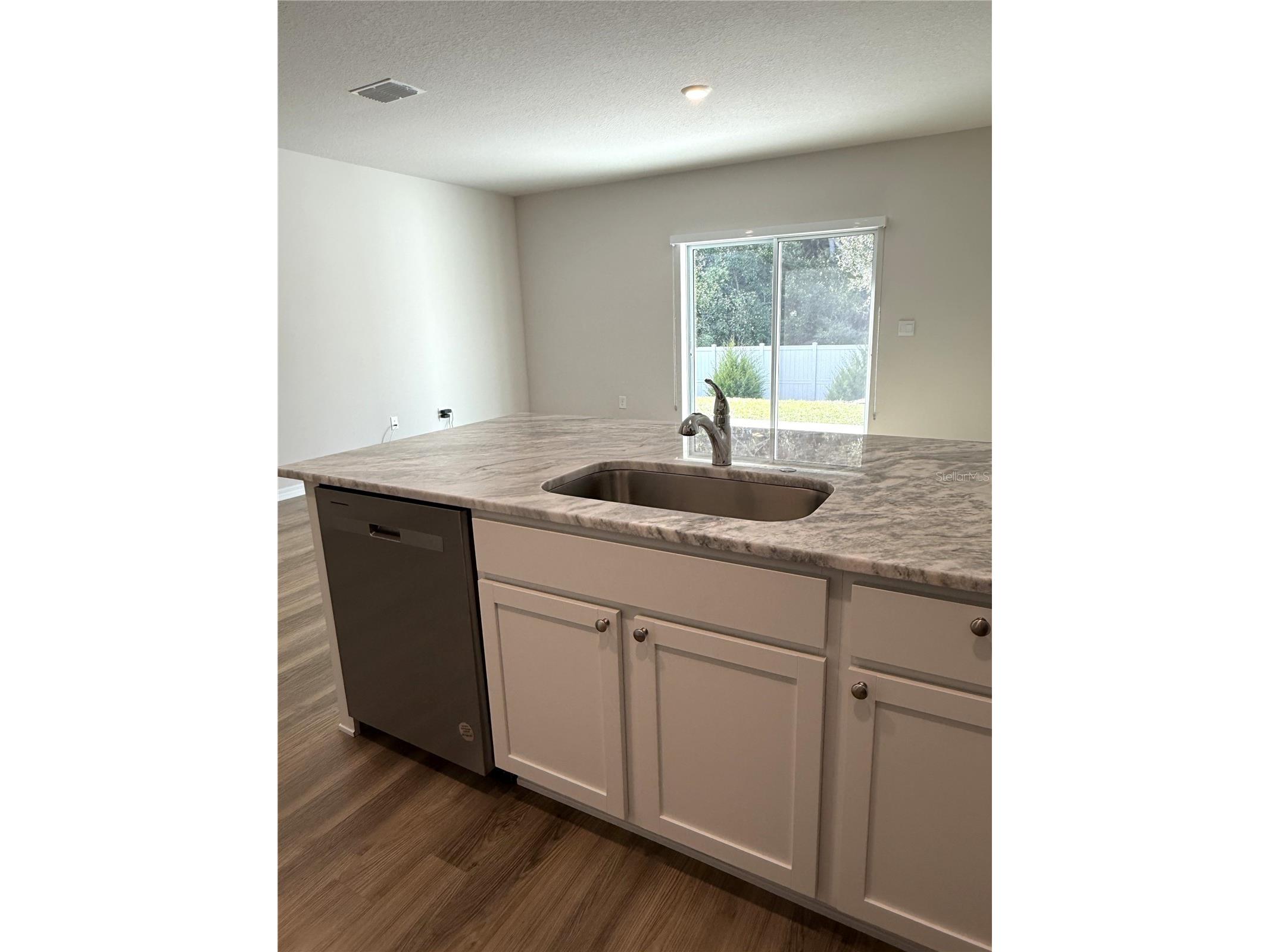 4649 Pleasant Avenue Palm Harbor FL 34683 TB8363161 image27