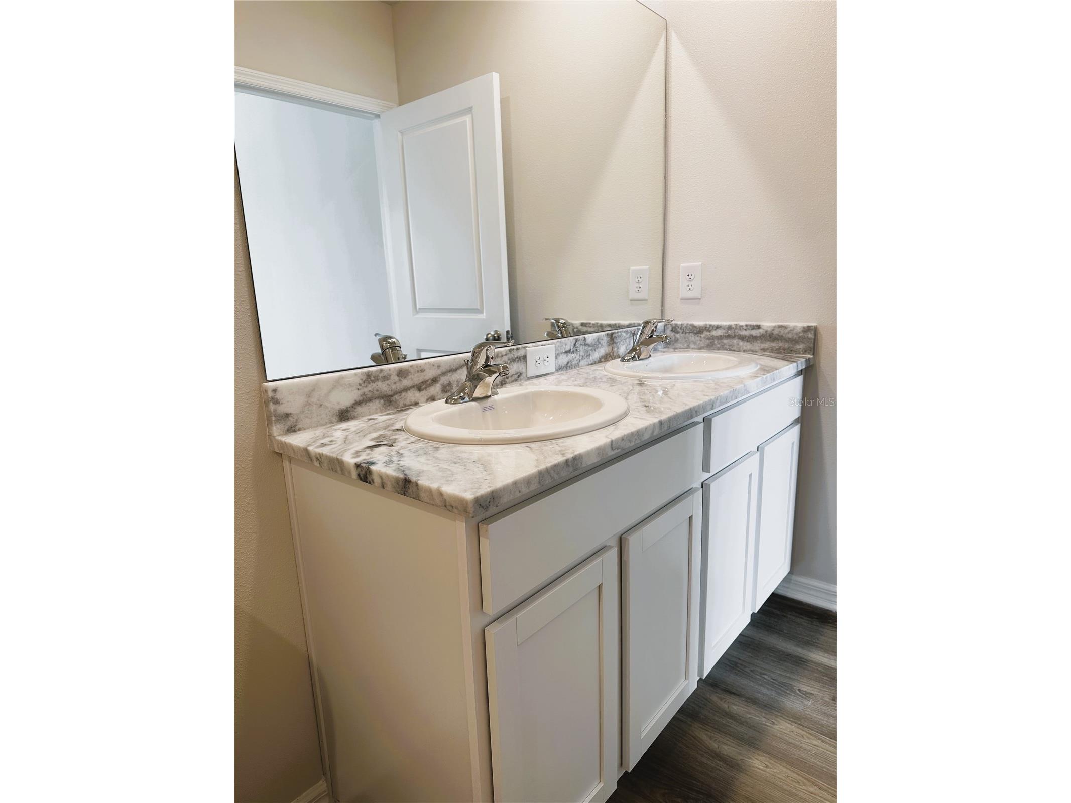 4649 Pleasant Avenue Palm Harbor FL 34683 TB8363161 image41