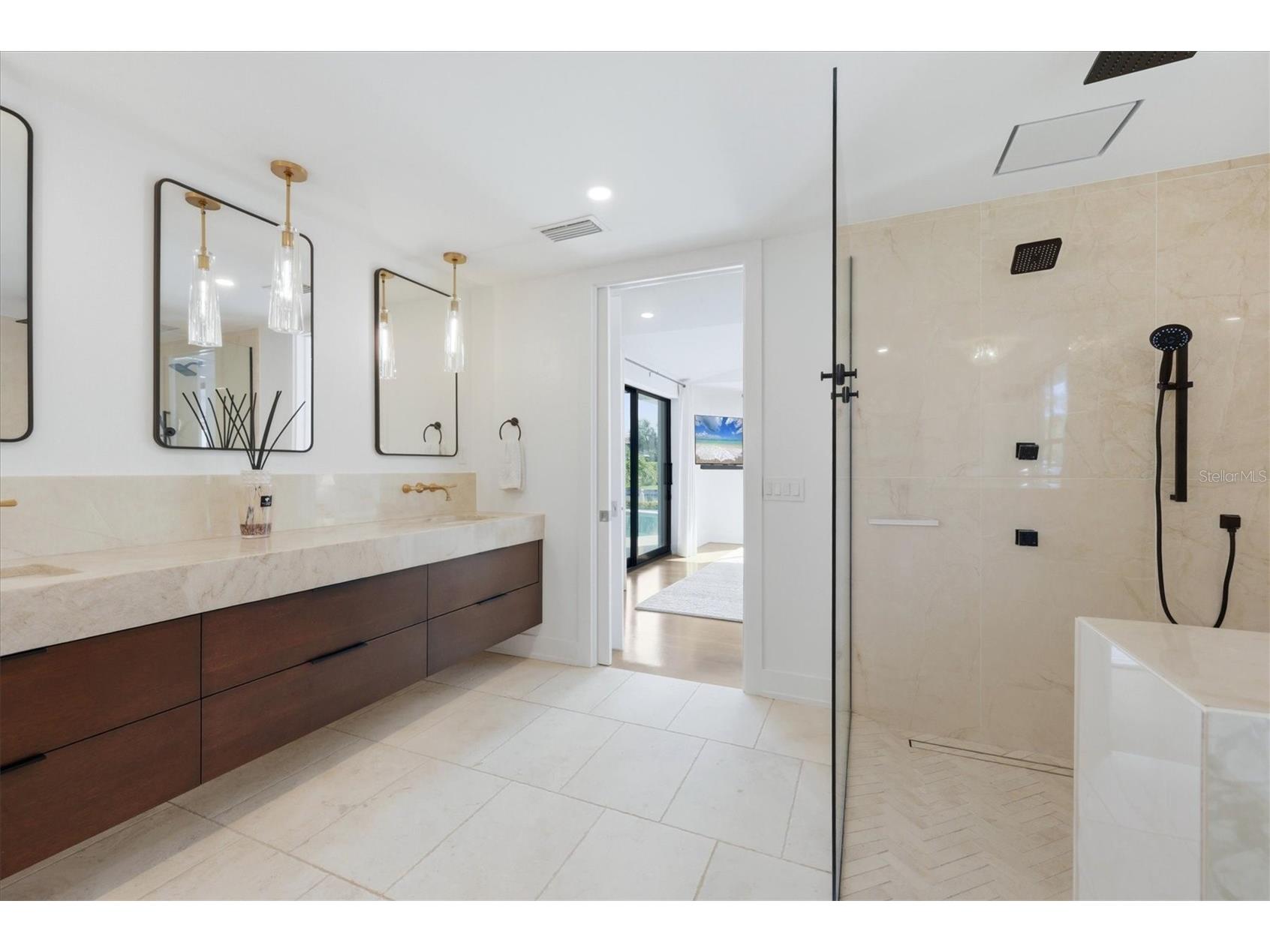 465 E Royal Flamingo Drive Sarasota FL 34236 A4696960 image41