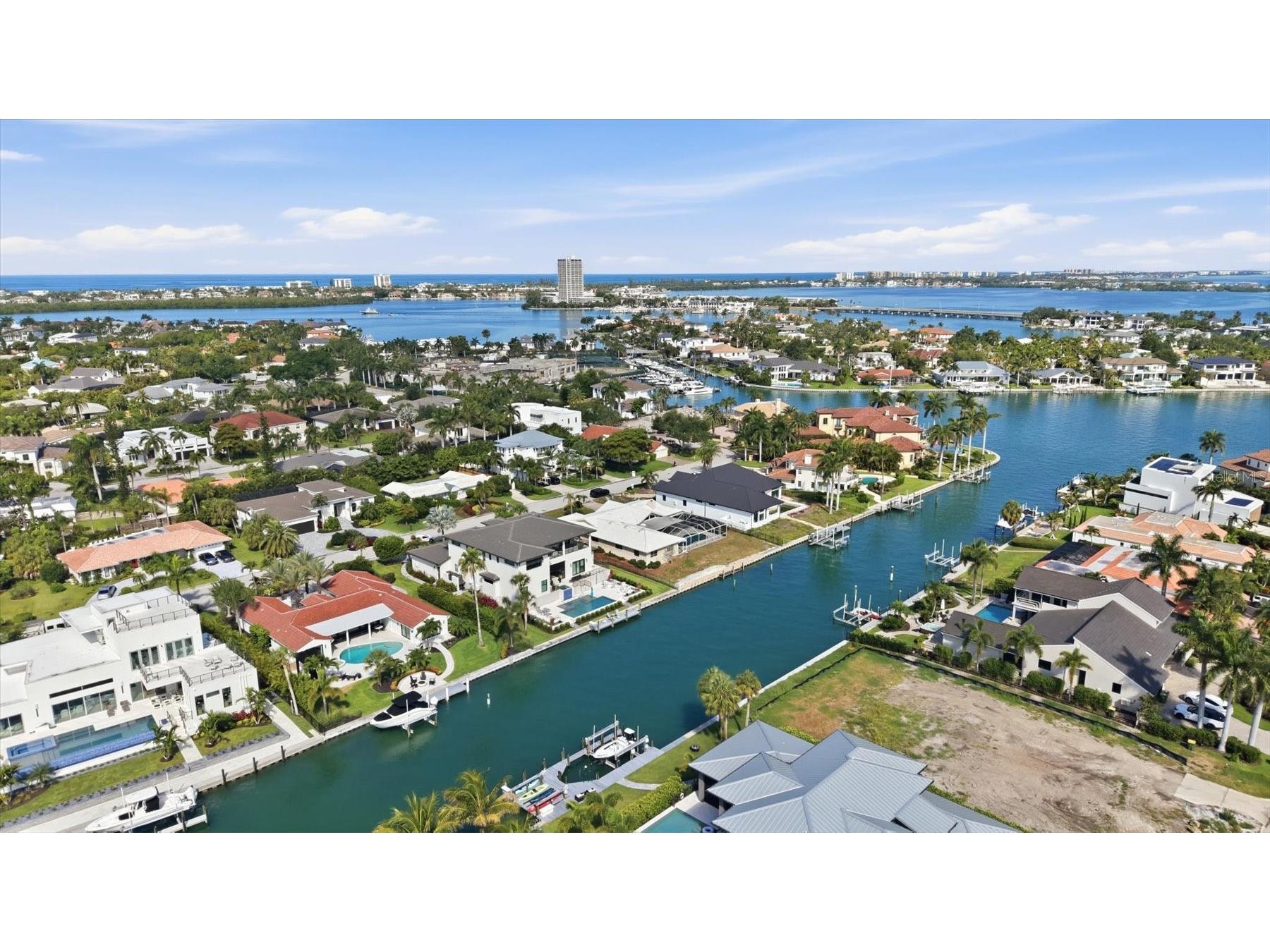 465 E Royal Flamingo Drive Sarasota FL 34236 A4696960 image88