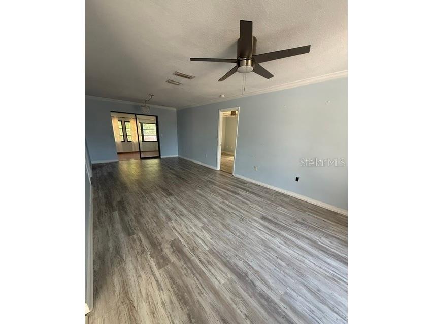 465 E Seminole Drive Venice FL 34293 A4696586 image3