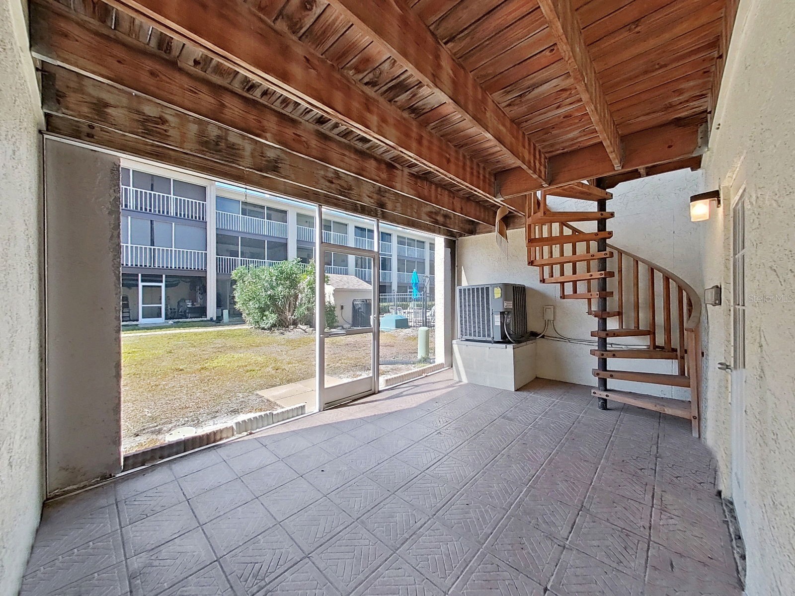 465 Pinellas Bayway S #303 Saint Petersburg FL 33715 TB8473590 image46