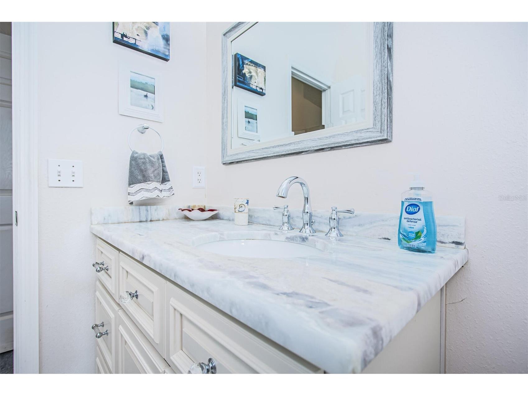 465 Pinellas Bayway S #311 Saint Petersburg FL 33715 TB8466558 image48