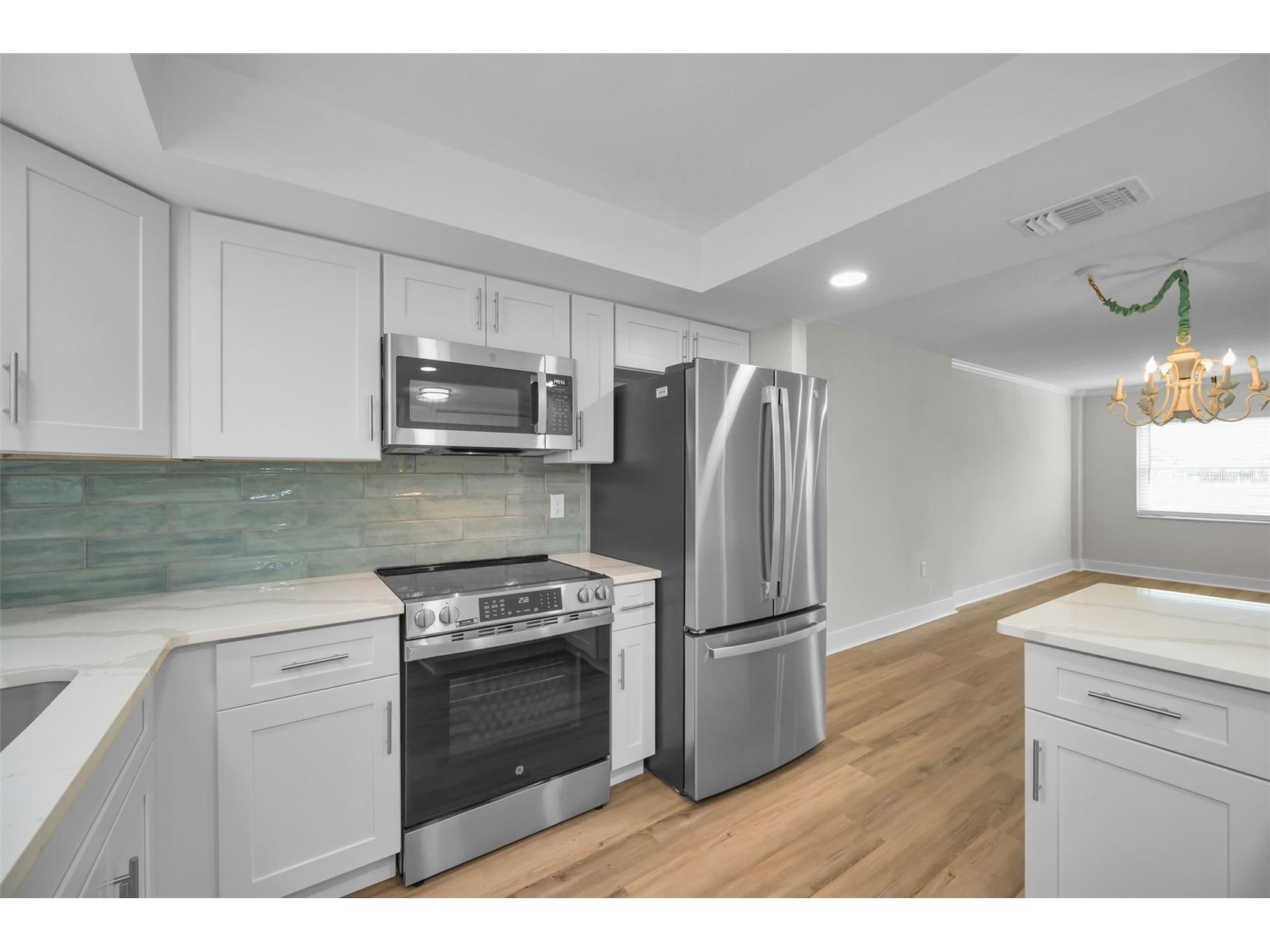 4650 Cove Circle #105 Saint Petersburg FL 33708 - BOCA CIEGA BAY TB8518276 image11