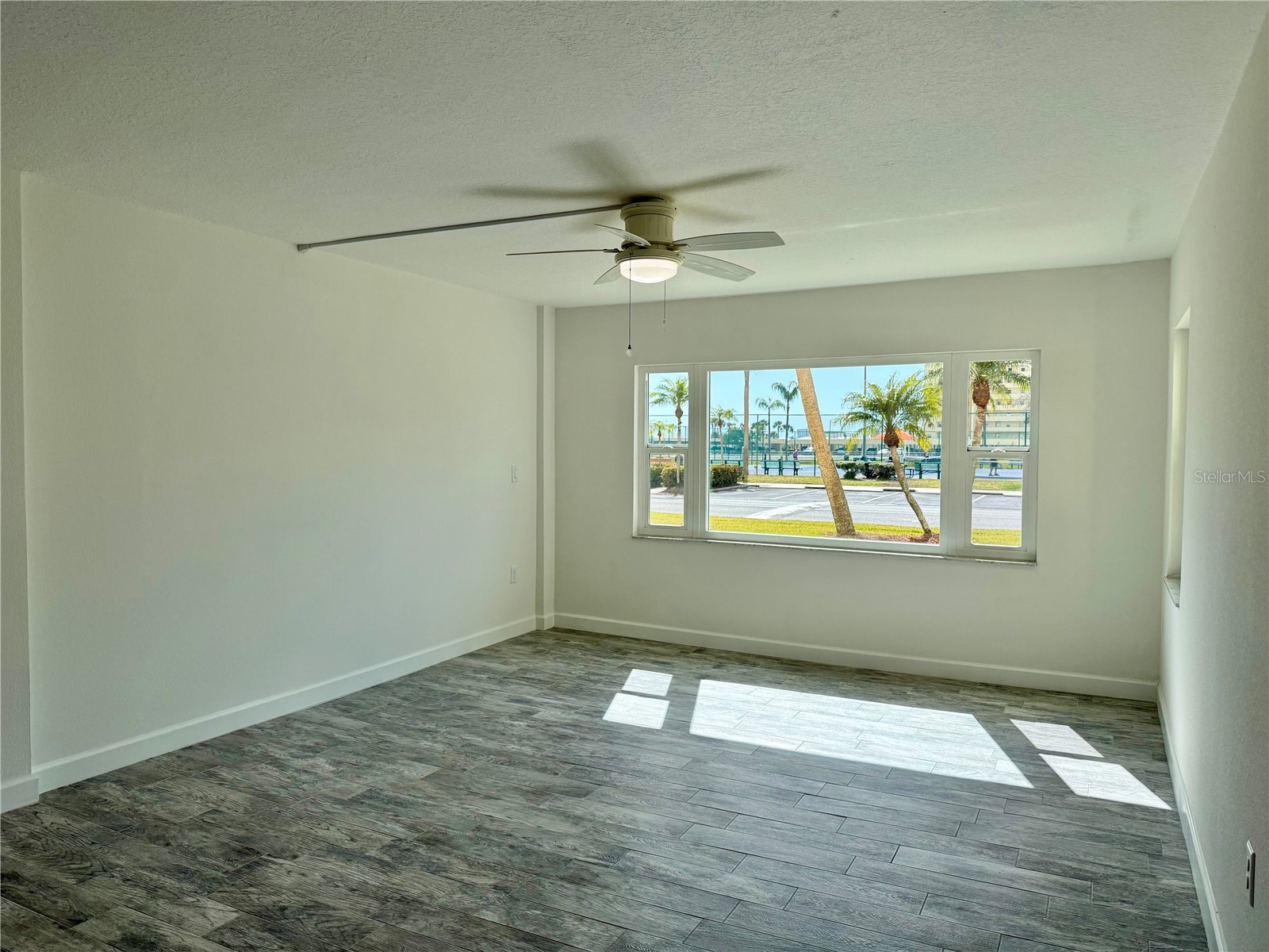 4650 Cove Circle #108 Saint Petersburg FL 33708 TB8477765 image13