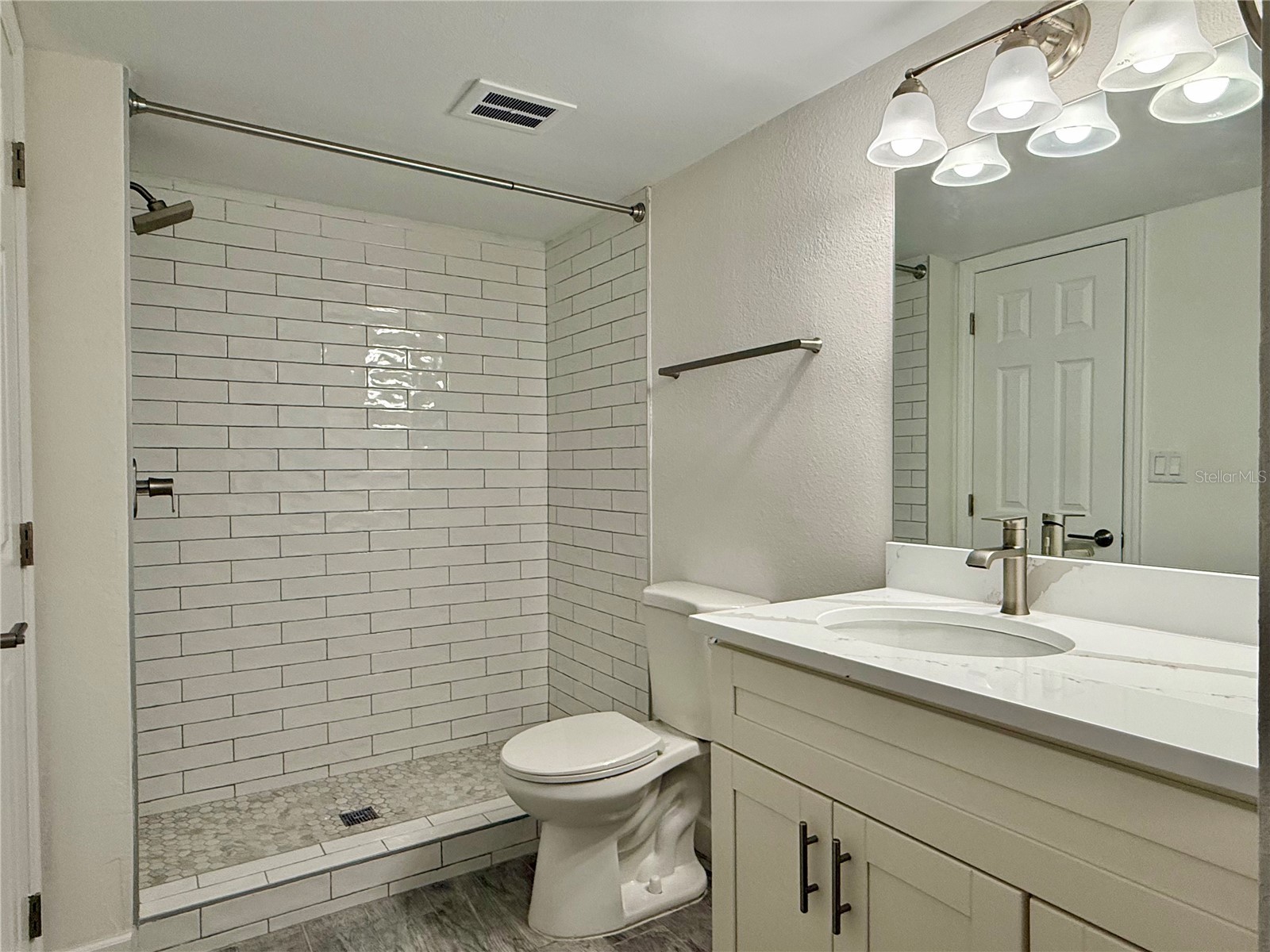 4650 Cove Circle #108 Saint Petersburg FL 33708 TB8477765 image16