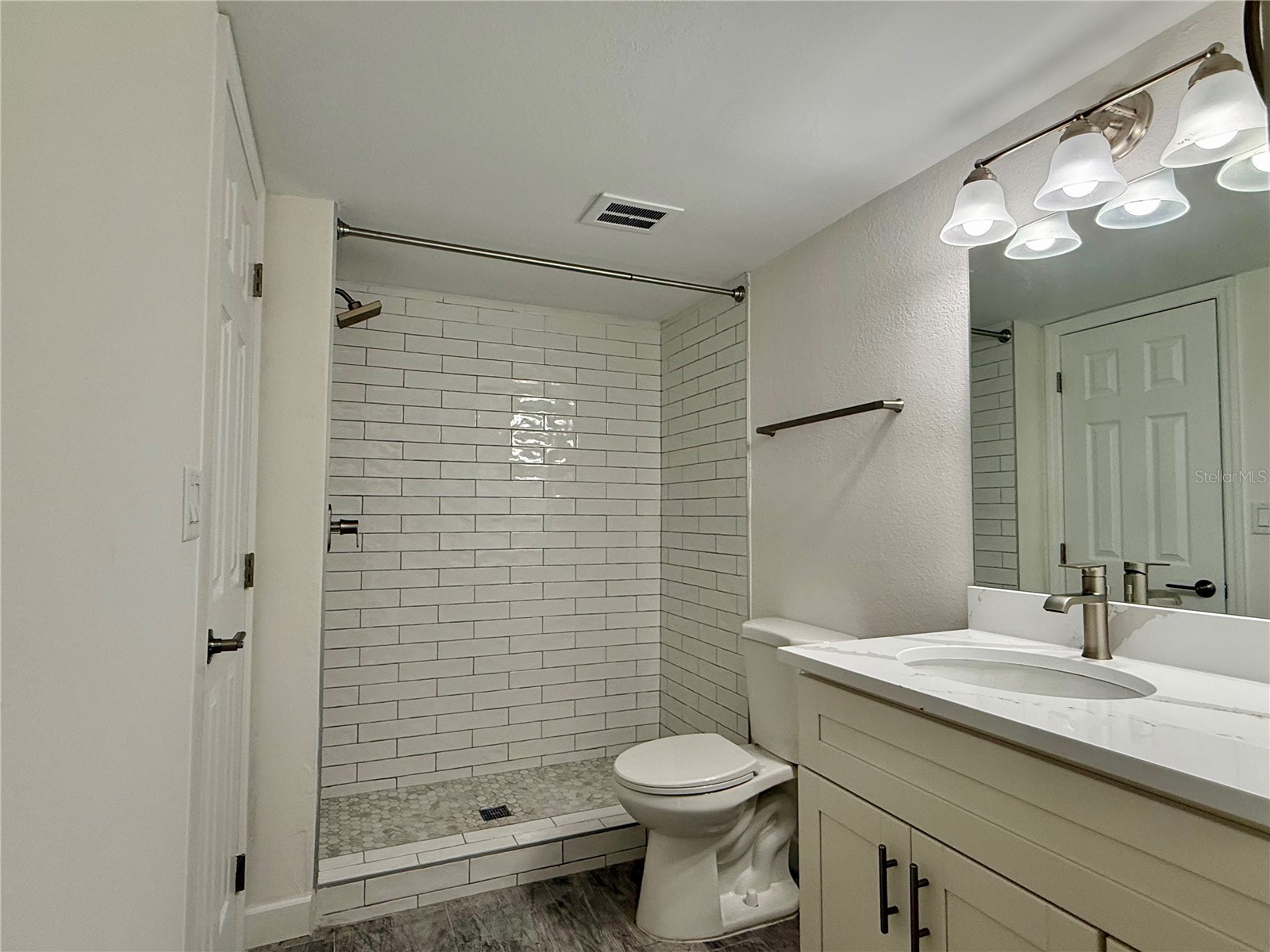 4650 Cove Circle #108 Saint Petersburg FL 33708 TB8477765 image17