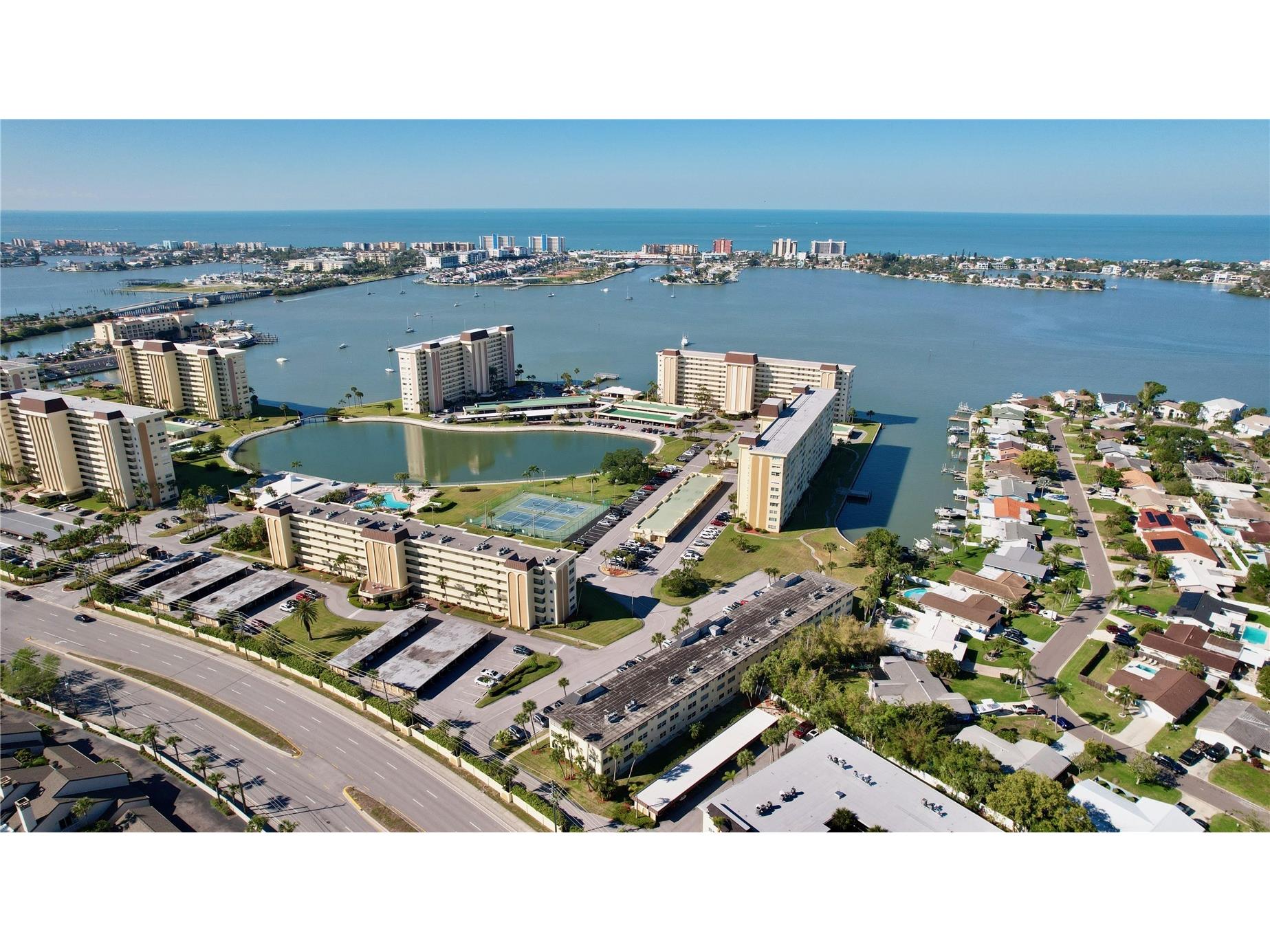 4650 Cove Circle #108 Saint Petersburg FL 33708 TB8477765 image35