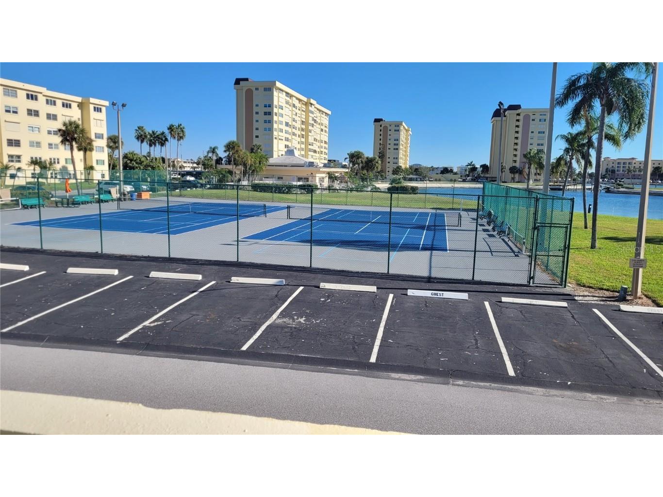 4650 Cove Circle #111 Saint Petersburg FL 33708 TB8448982 image18