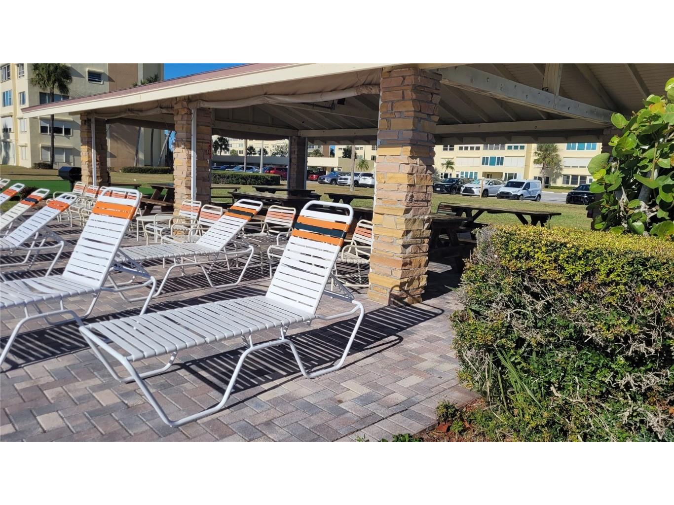 4650 Cove Circle #111 Saint Petersburg FL 33708 TB8448982 image28