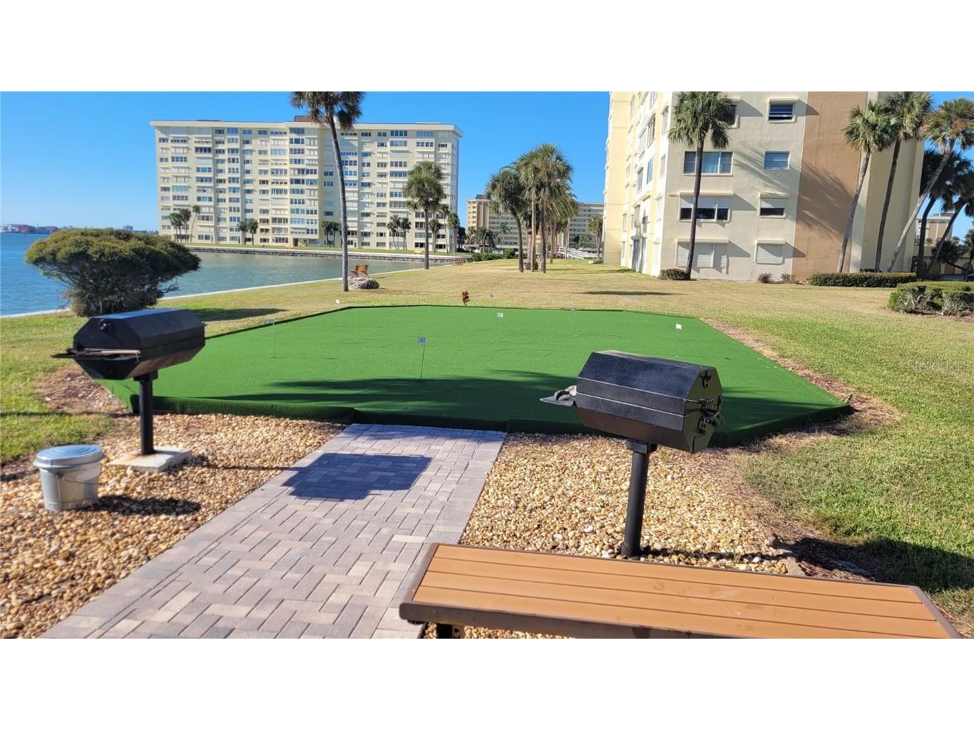 4650 Cove Circle #111 Saint Petersburg FL 33708 TB8448982 image29