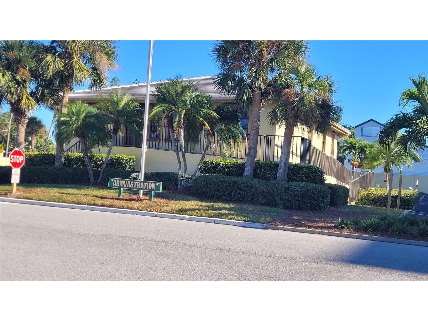 4650 Cove Circle #111 Saint Petersburg FL 33708 TB8448982 image32