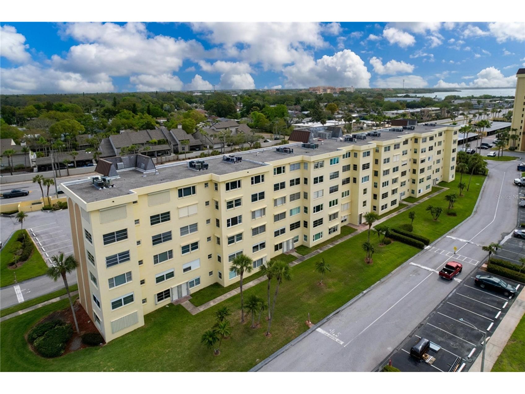 4650 Cove Circle #209 Saint Petersburg FL 33708 TB8485621 image32