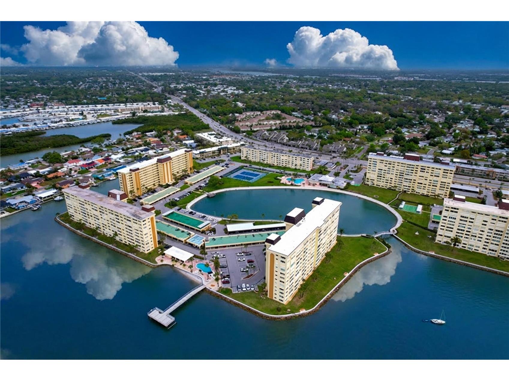 4650 Cove Circle #209 Saint Petersburg FL 33708 TB8485621 image34