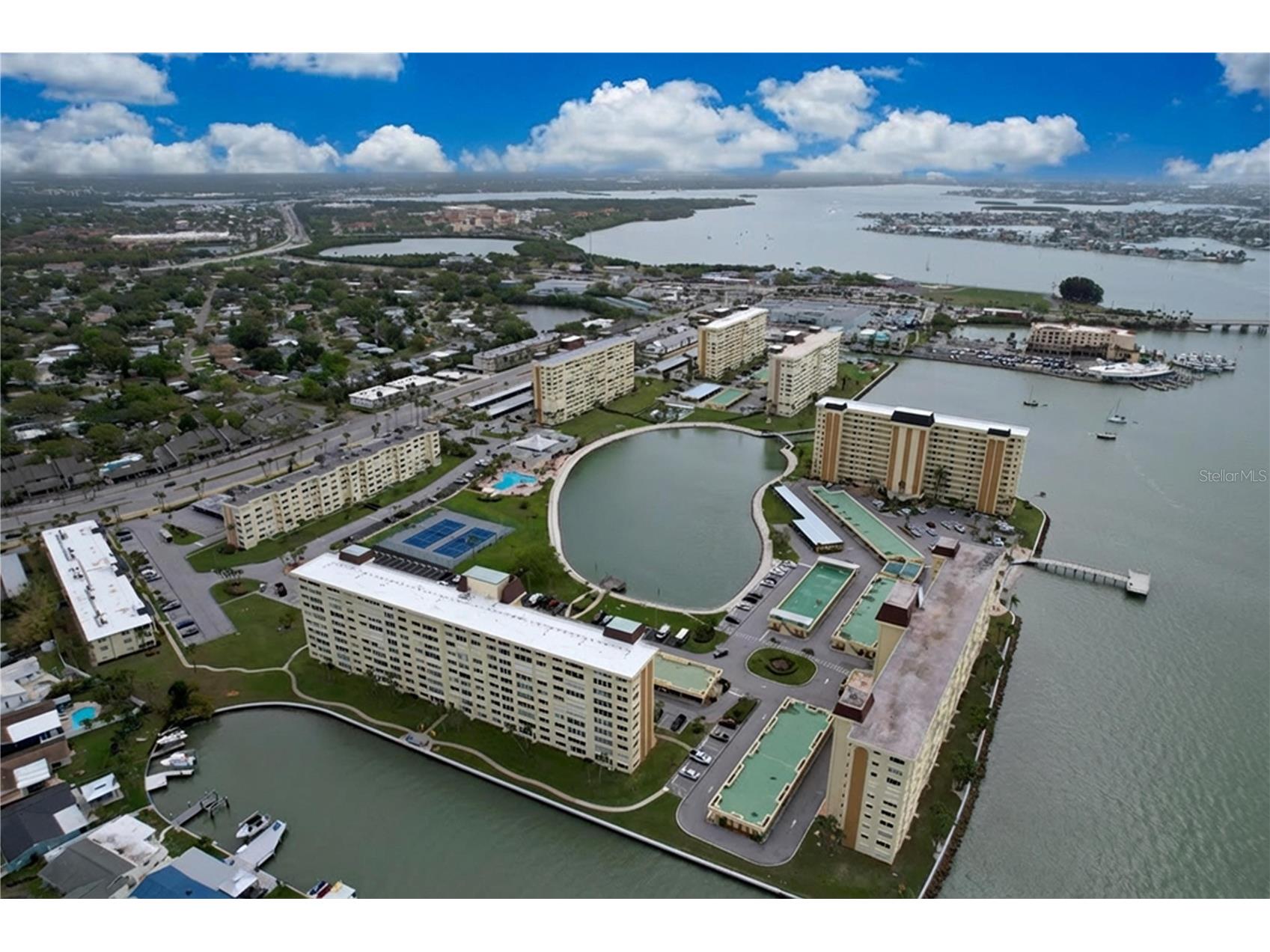 4650 Cove Circle #209 Saint Petersburg FL 33708 TB8485621 image35