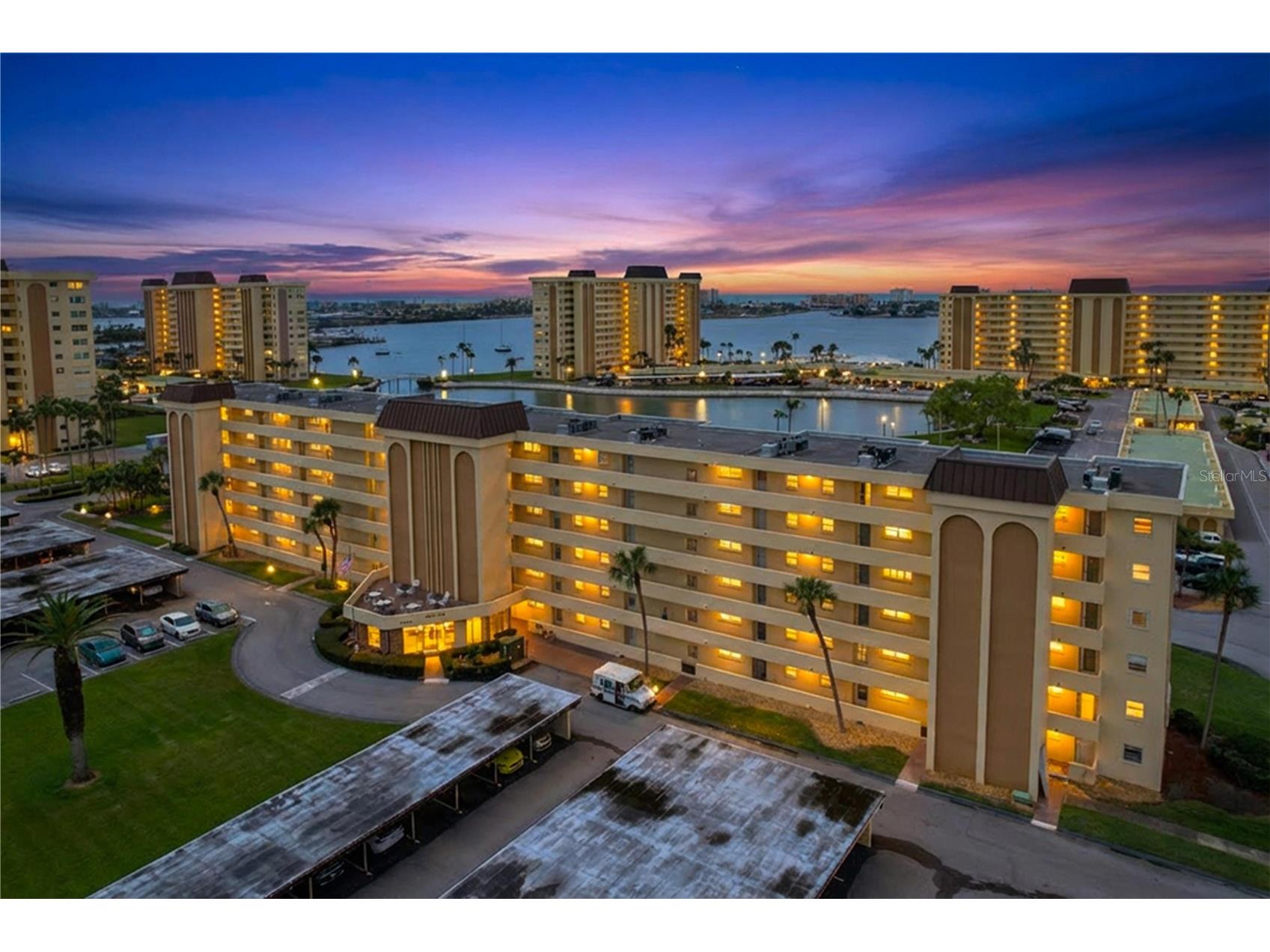 4650 Cove Circle #209 Saint Petersburg FL 33708 TB8485621 image42