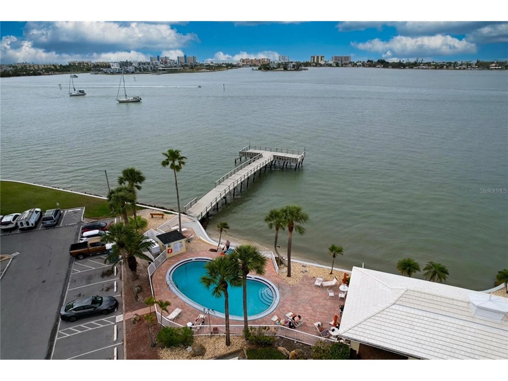 4650 Cove Circle #209 Saint Petersburg FL 33708 TB8487421 image38