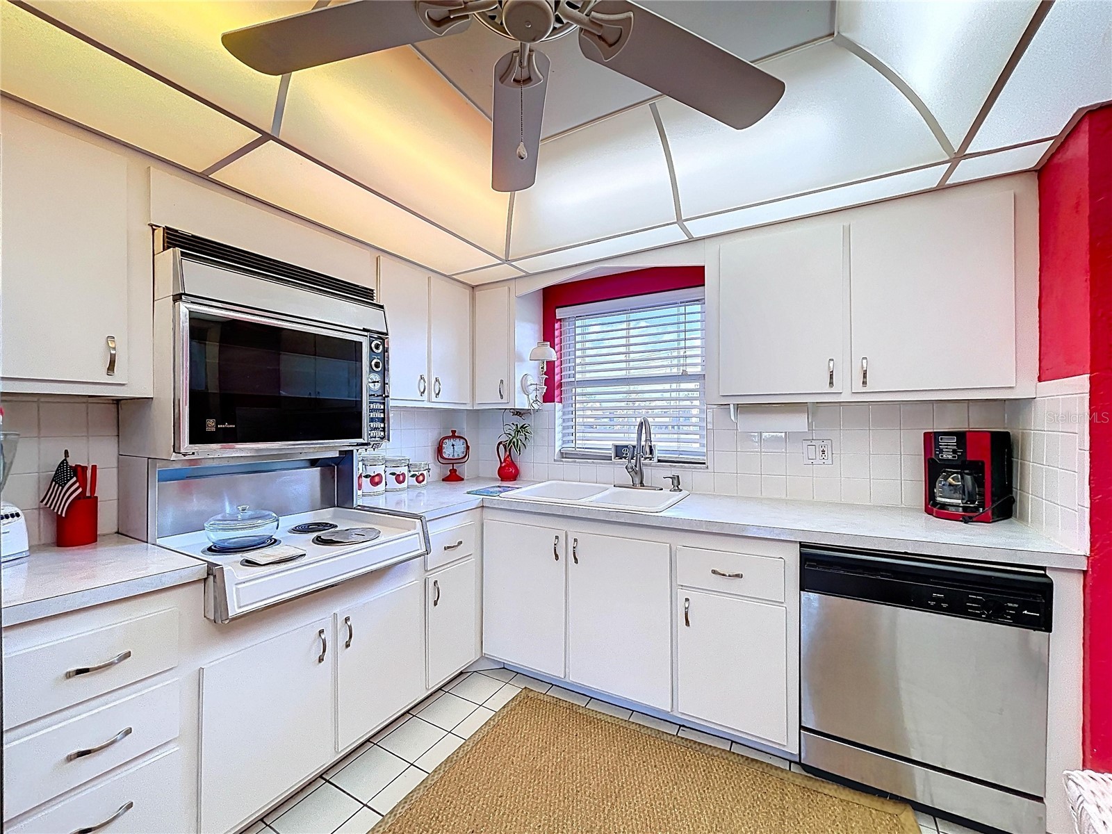 4650 Cove Circle #209 Saint Petersburg FL 33708 TB8487421 image4