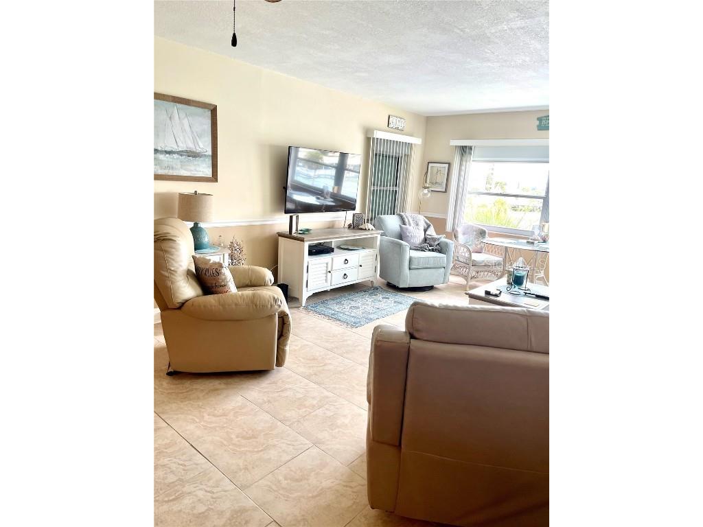 4650 Cove Circle #402 Saint Petersburg FL 33708 TB8443589 image11