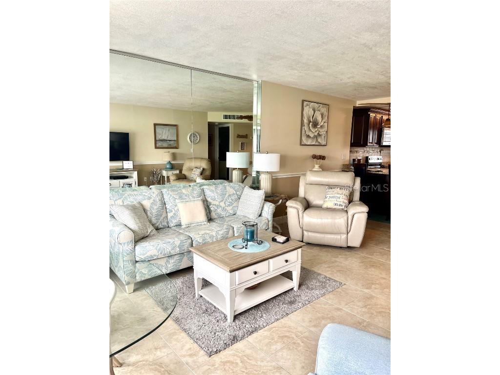 4650 Cove Circle #402 Saint Petersburg FL 33708 TB8443589 image15