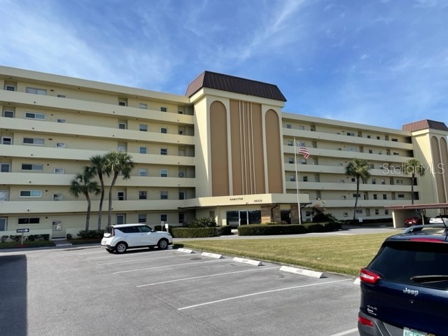 4650 Cove Circle #404 Saint Petersburg FL 33708 U8187831 image1