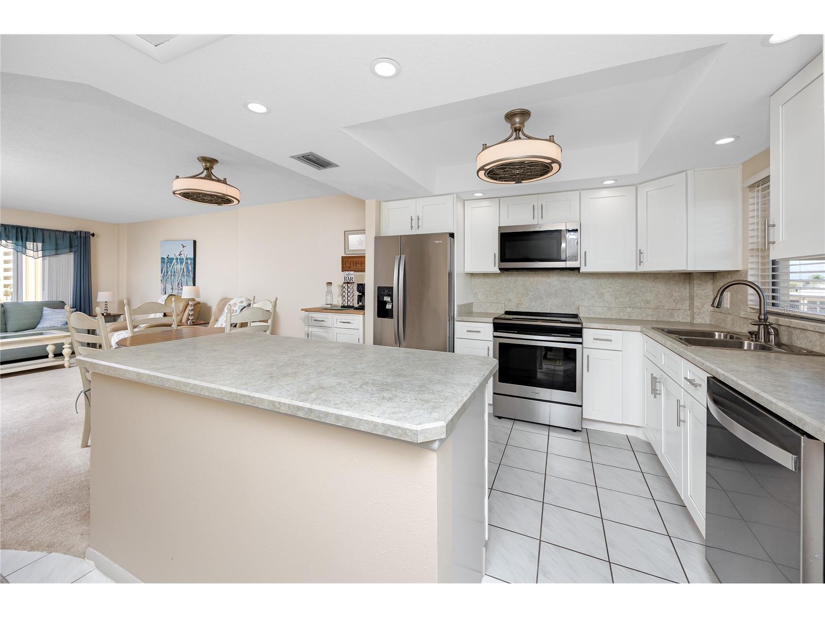 4650 Cove Circle #409 Saint Petersburg FL 33708 - BOCA CIEGA BAY TB8481390 image10