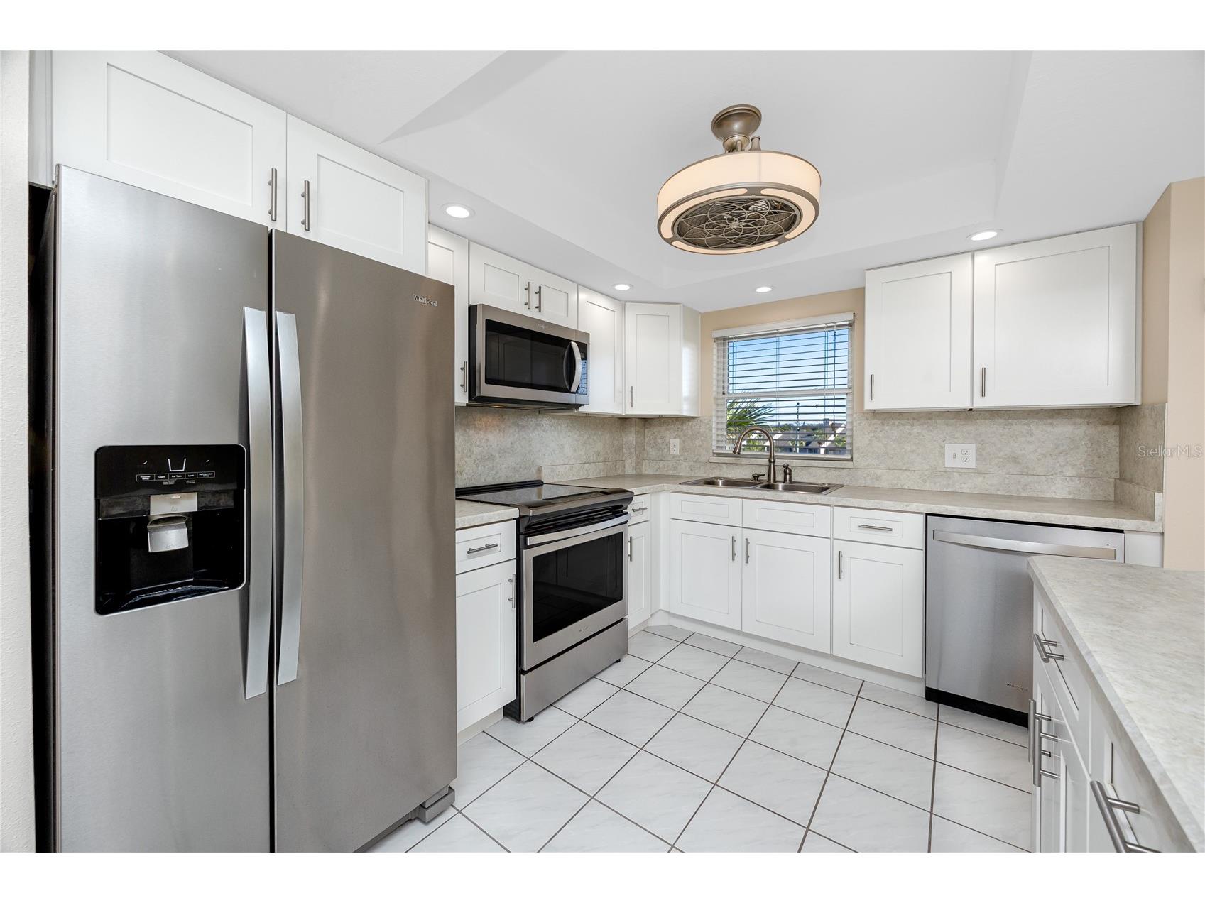 4650 Cove Circle #409 Saint Petersburg FL 33708 - BOCA CIEGA BAY TB8481390 image12